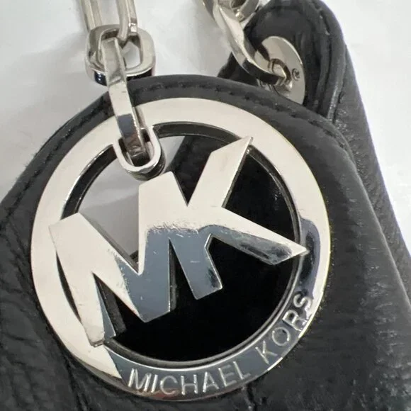 Michael Kors Black Leather hobo bag - Picture 2 of 8